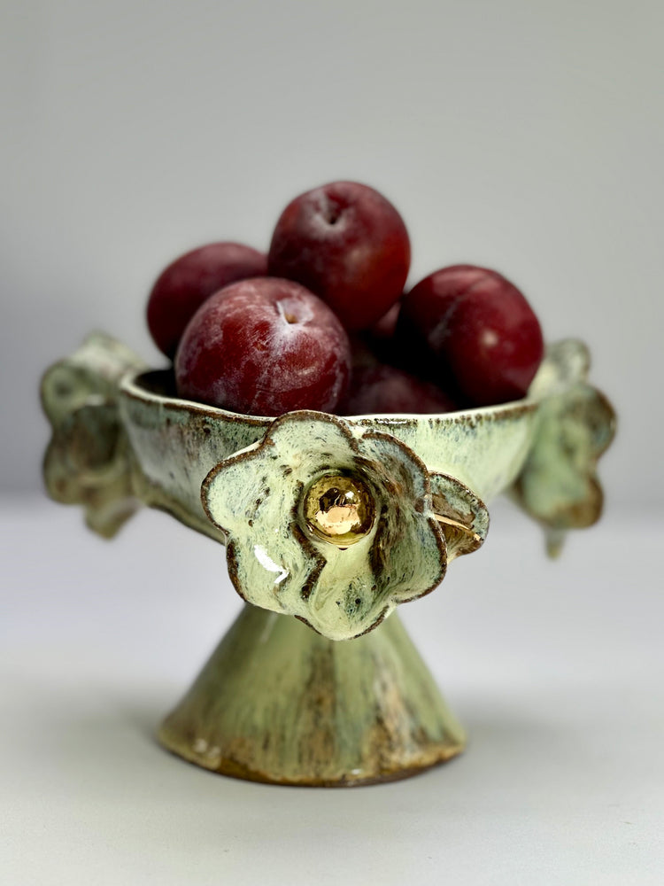 Sculptural and Pedestal Bowls