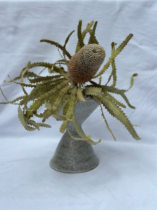 Hourglass Single Bloom Vase