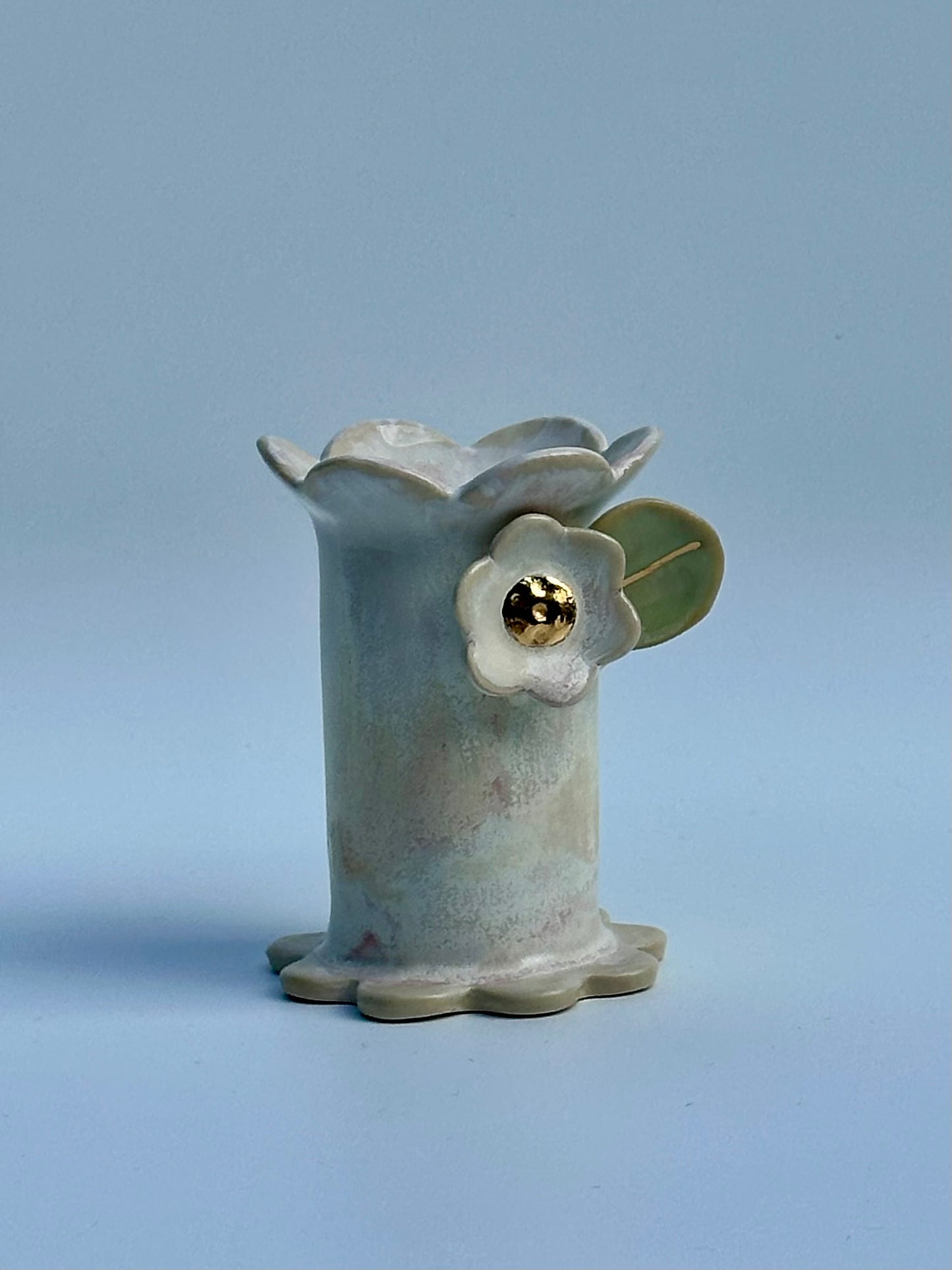 Cream and Pink Ikebana Flower Vase, Small