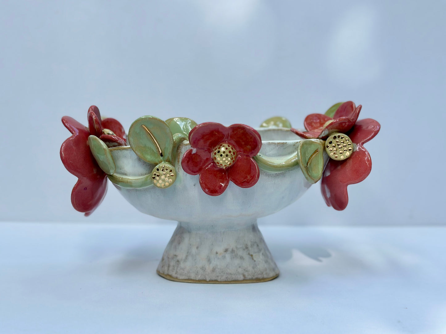 Charlotte, White Trophy with Gold Lustered Blooms and Leaves
