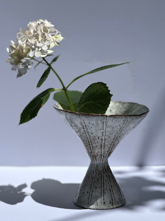 Hourglass Single Bloom Vase