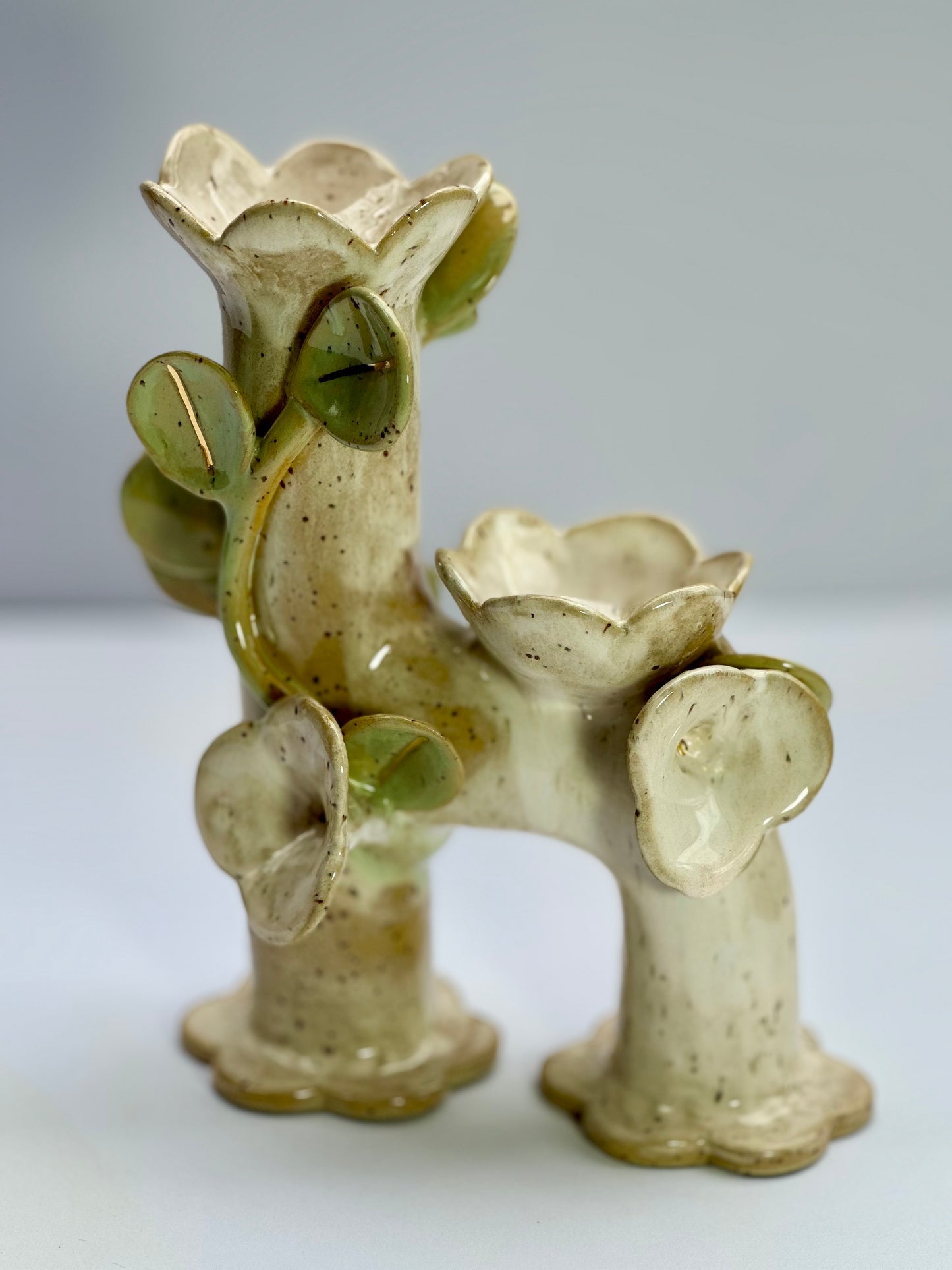 White Honey Speckle Flowers and Flame Vase, Large