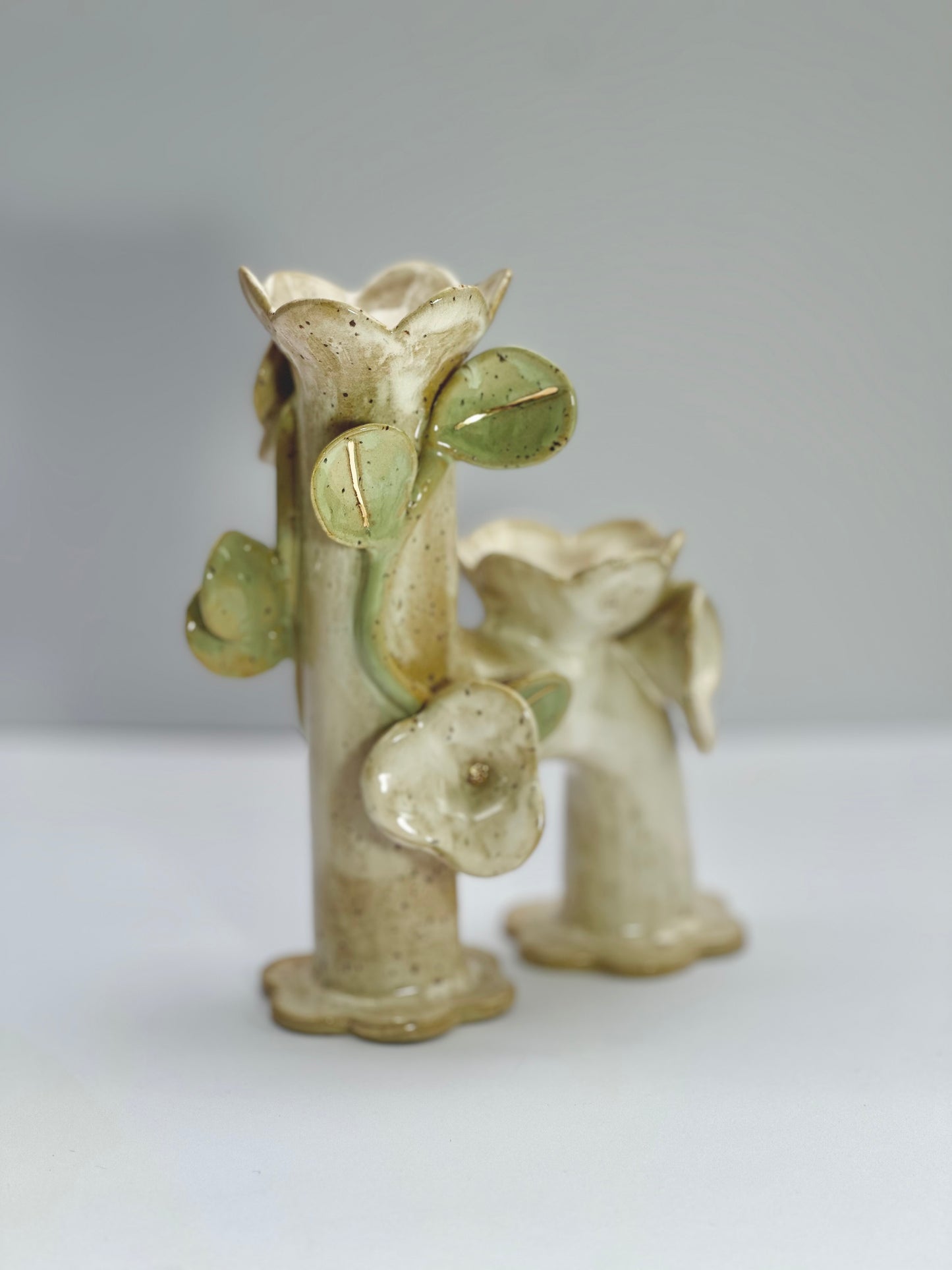 White Honey Speckle Flowers and Flame Vase, Large