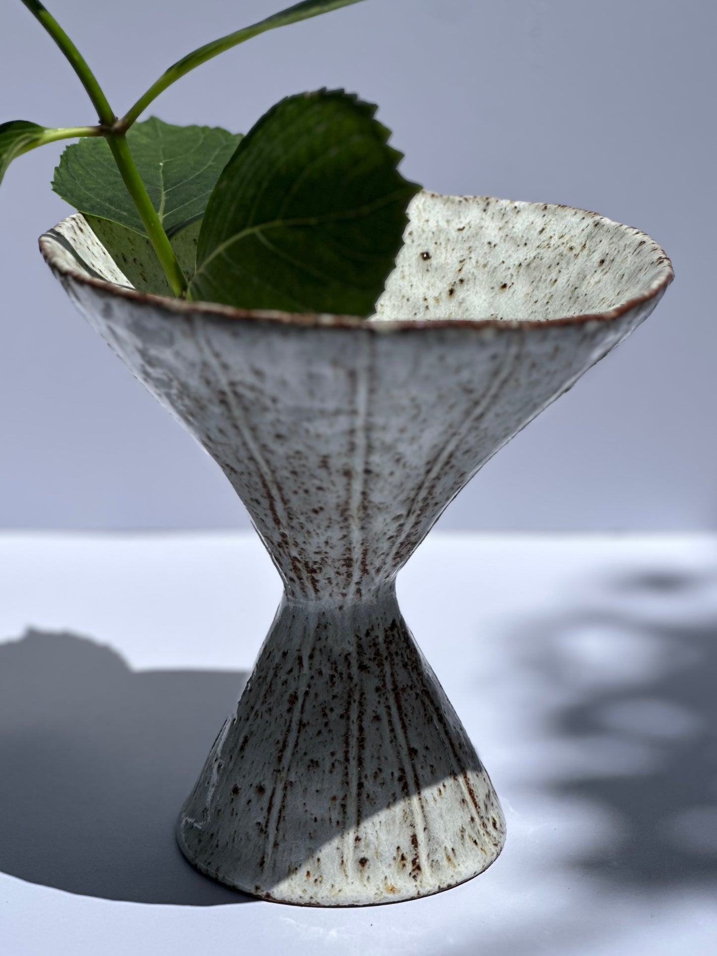 Hourglass Single Bloom Vase