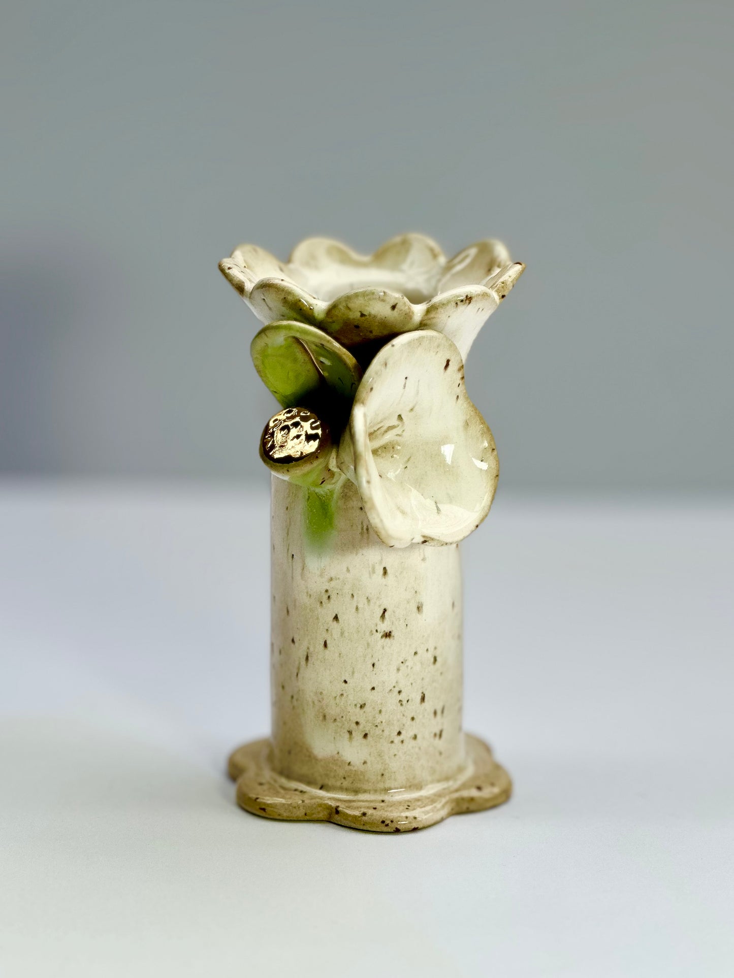 Blossom Speckle Flower Vase, Medium