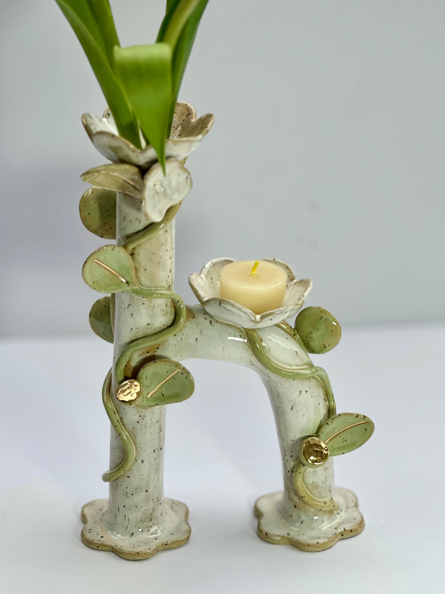 White Honey Speckle Flowers and Flame Vase, Tall